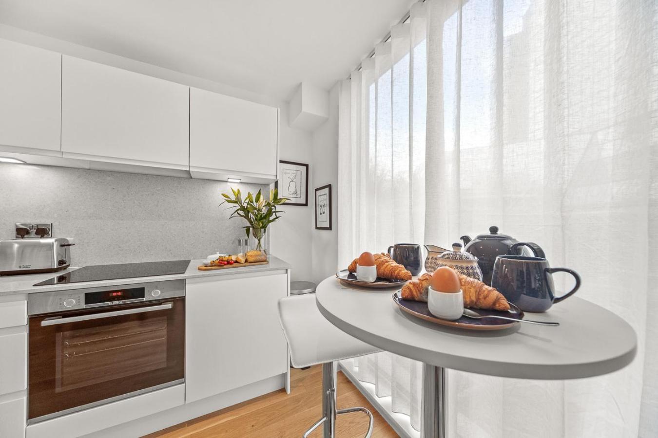Atlas House Three ฮาร์โรเกต ภายนอก รูปภาพ